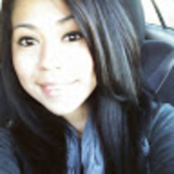 Meet your Posher, Andi - Picture 1 of 1